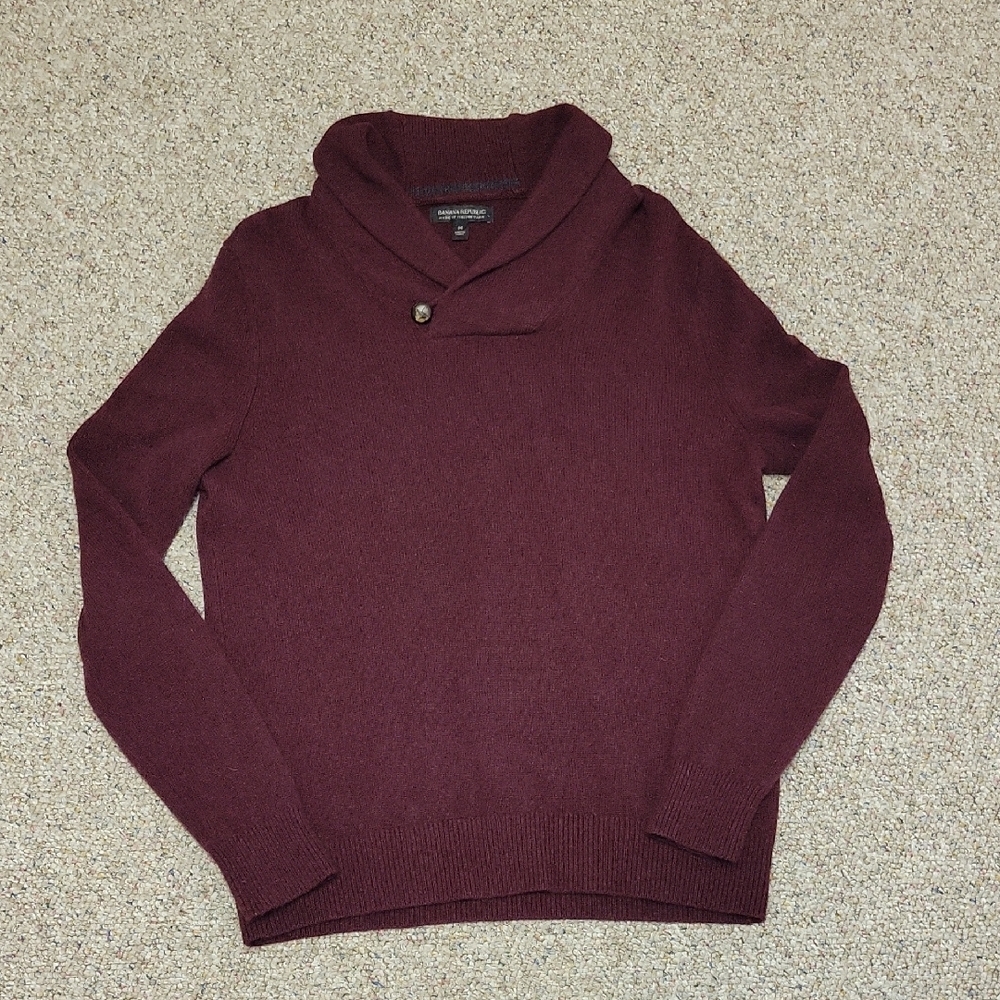Banana Republic Men's Maroon Merino Wool Sweater Medium. Office School Grandpa